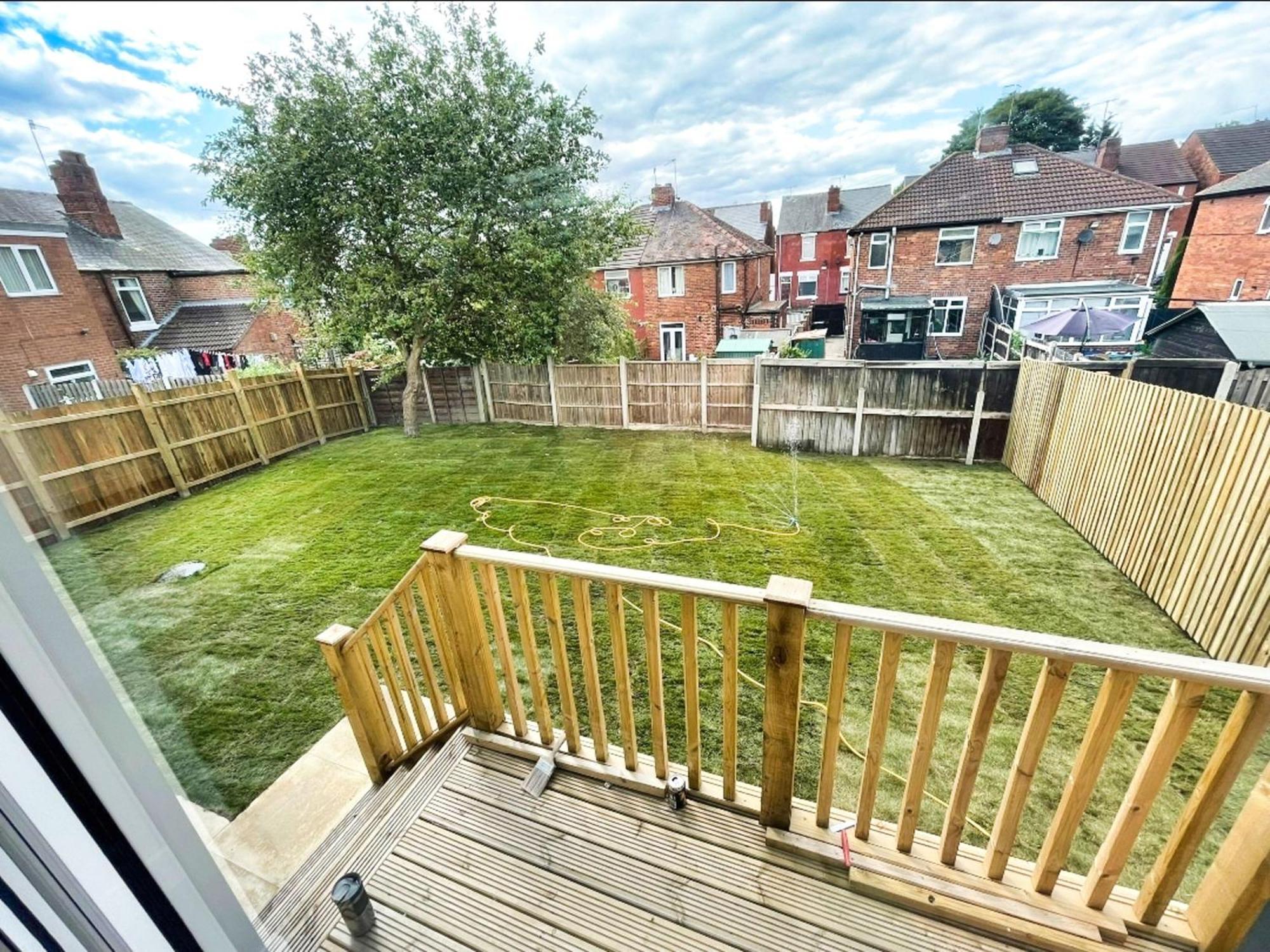 Rotherham - Rawmarsh - Great Customer Feedback - 2 Bed Bungalow - New Build - High End Furnishings - Wheel Chair Accessible - Large Enclosed Garden - Dog Friendly Eksteriør bilde